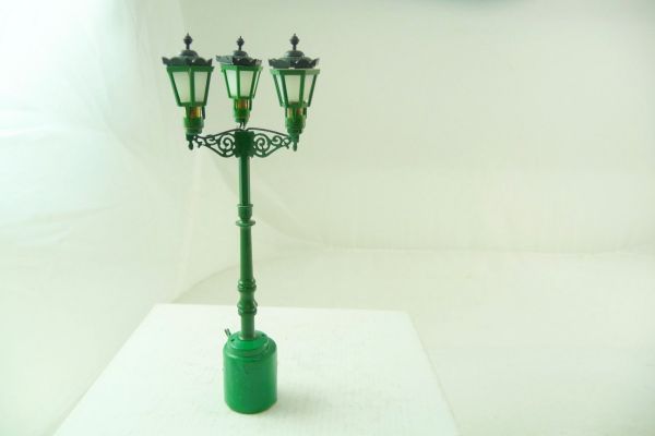 Britains Great old streetlamp (height approx. 10/11 cm) - without figure