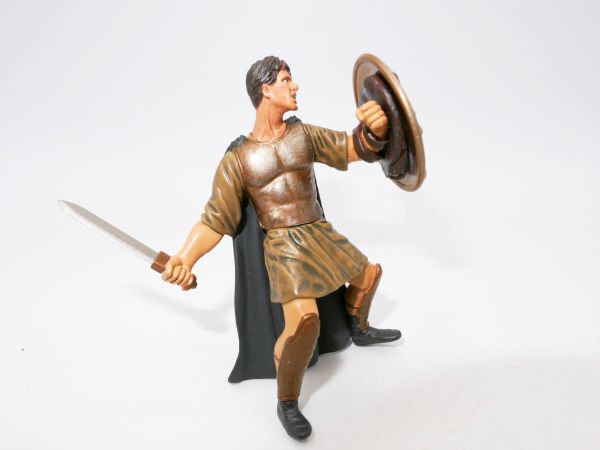 Roman with sword, shield + cloak (7 cm scale)
