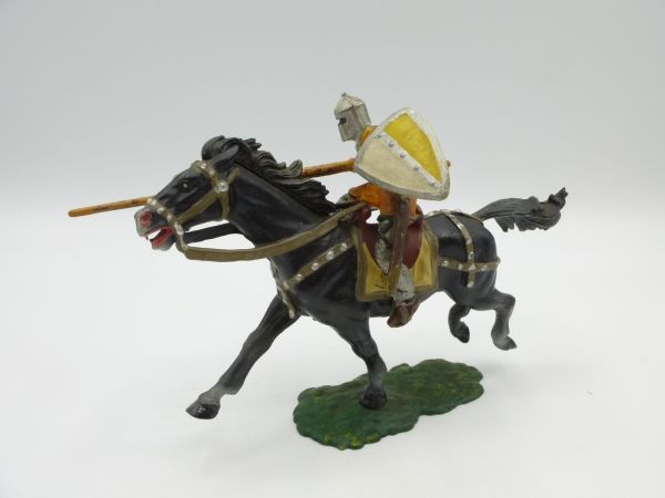 Elastolin 7 cm Norman with lance on horseback, No. 8855, painting 2