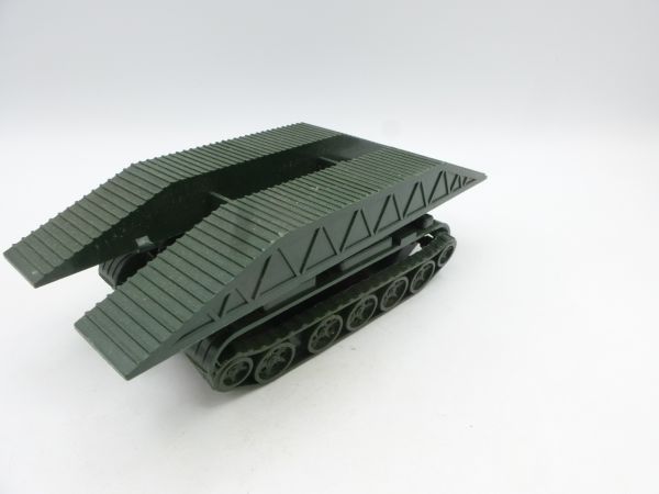 Tank (plastic), suitable for 1:32 scale figures
