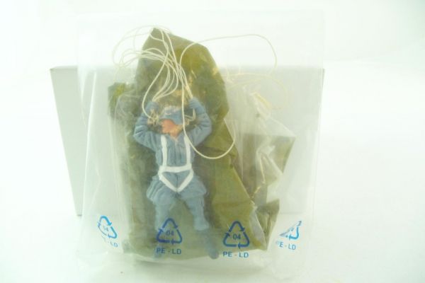 Timpo Toys Paratrooper with olive parachute