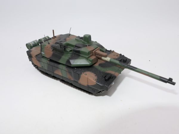Tank (metal, unmarked), length approx. 11 cm