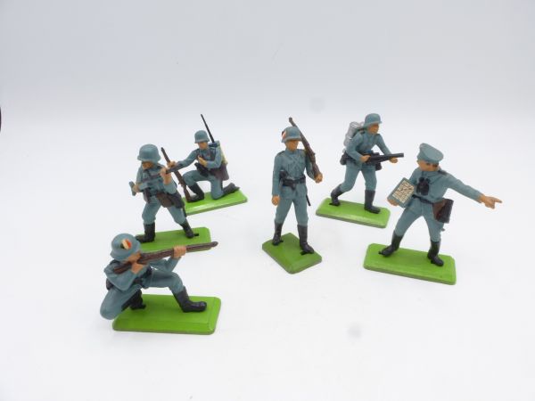 Britains Deetail Germans 2nd version (6 figures) - complete set