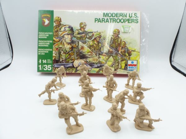 Esci 1:32 Modern U.S. Paratroopers, Nr. 5501 - OVP