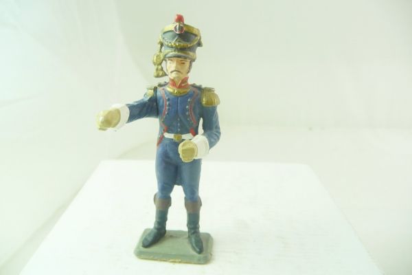 Starlux Waterloo Soldat zeigend
