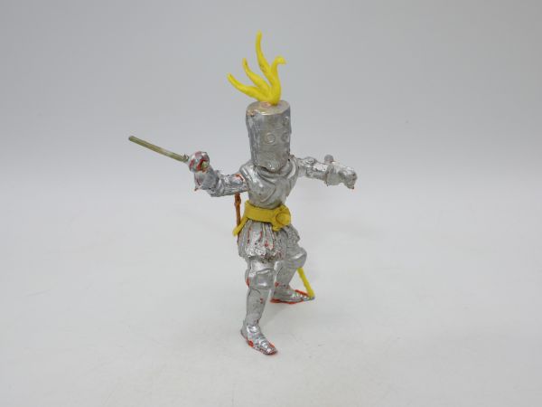 Cherilea Swoppet knight standing lunging with sword - extremely rare figure