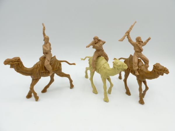 Reamsa 3 Araber reitend auf Kamelen