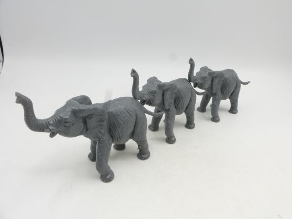 Elastolin Elefantengruppe (3 Figuren), Rüssel hoch - unbemalt