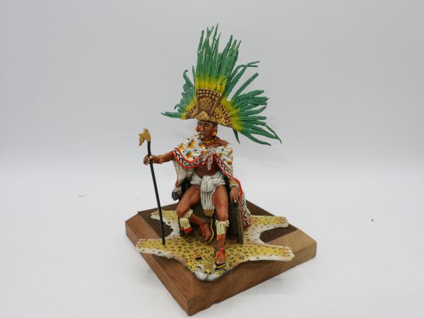 Inca king on throne + animal fur (figure metal on wooden base)