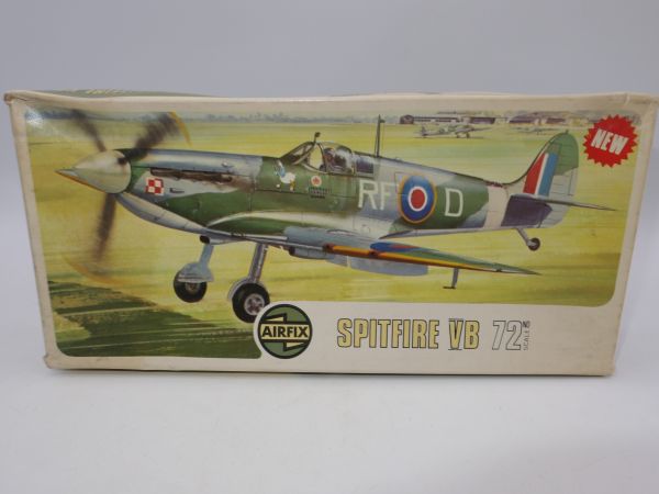 Airfix Spitfire VB 2046.2 - orig. packaging, on cast
