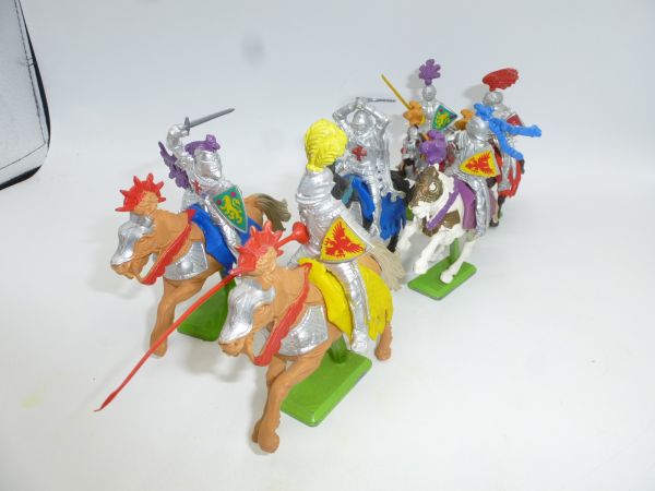 Britains Deetail Group of knights on horseback (6 figures)
