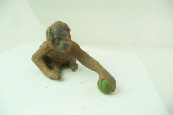 Lineol Young orang-utan with ball - very good condition