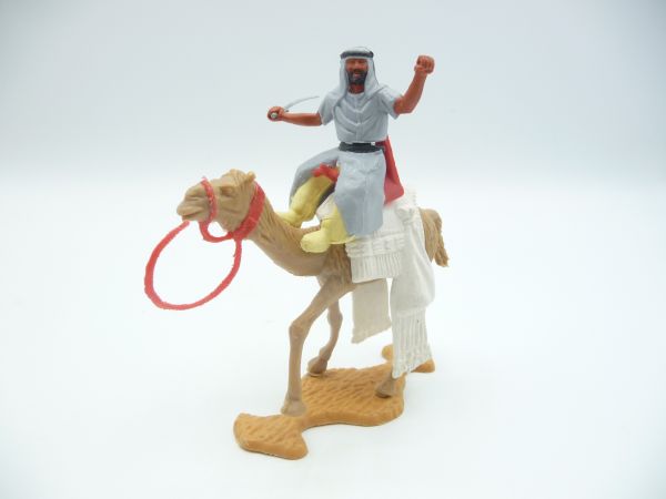 Timpo Toys Camel rider with sabre (grey, yellow trousers)