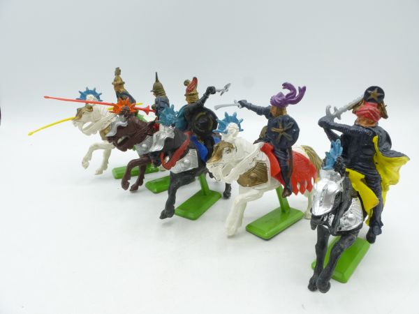 Britains Deetail Group of Saracens on horseback (5 figures)
