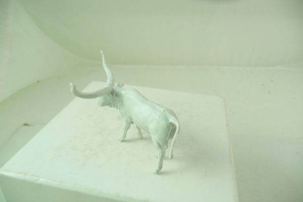 Merten Longhorn standing (well fitting to 4 cm figures) - blank figure
