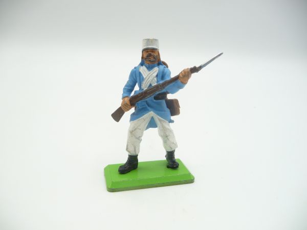 Britains Deetail Foreign legionnaire standing, rifle in front of his body - brand new