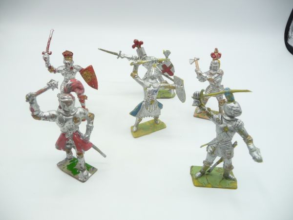 Cherilea Group of knights (6 figures) in different positions - used