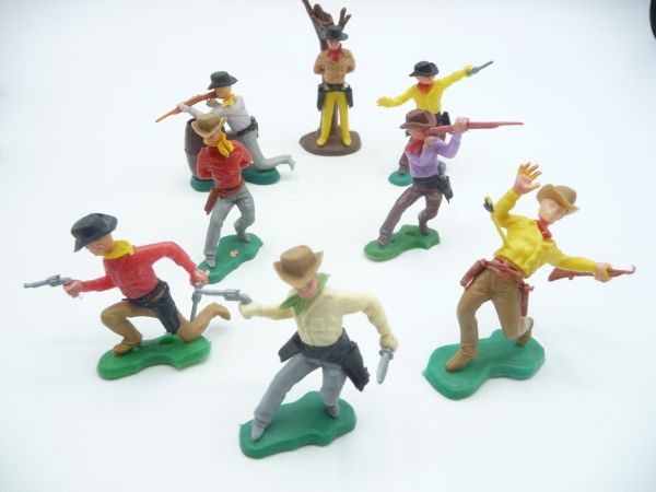 Set of Cowboys (8 figures)