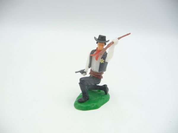 Elastolin 5,4 cm Cowboy / sheriff kneeling, rifle held high + pistol