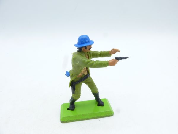 Britains Deetail Bandit standing, shooting pistol ambidextrously, blue hat