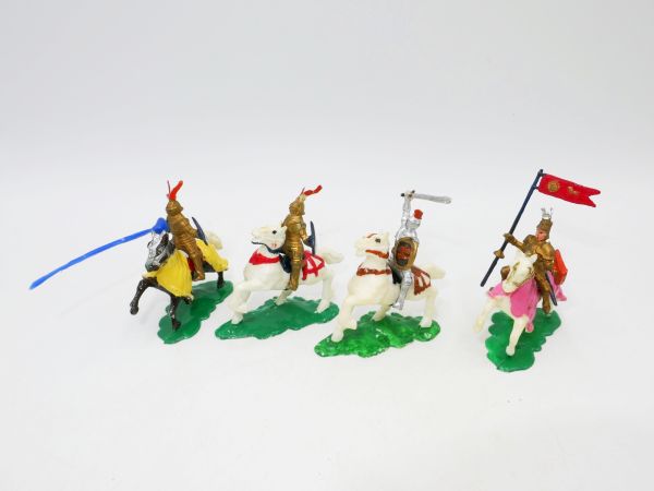 MARX 4 knights / tournament knights on horseback (4 cm)