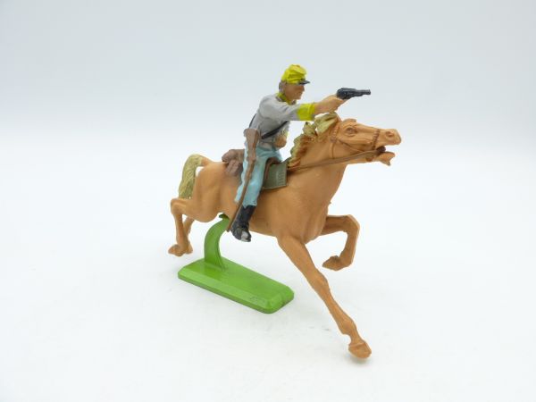 Britains Deetail Southerner riding, shooting pistol - rare horse
