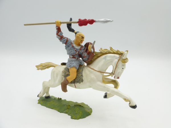 Elastolin 7 cm Hun riding, throwing spear, No. 8757 - great figure
