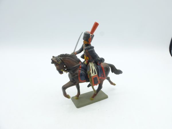 Starlux Napoleonic soldier on horseback, sabre in front of his body