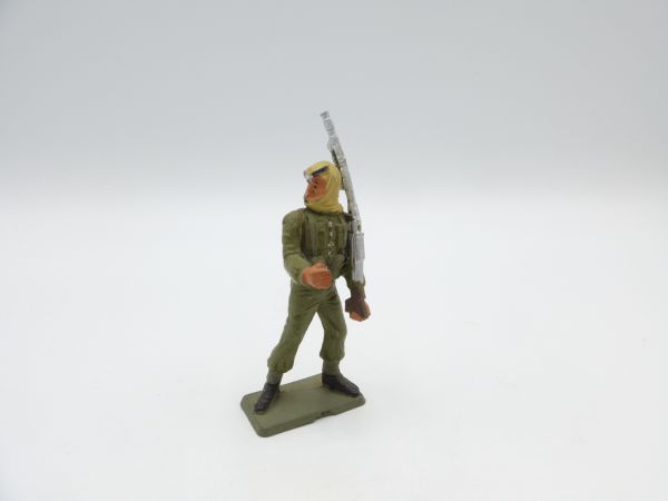 Starlux Arabian warrior in Khaki Outfit standing, rifle shouldered
