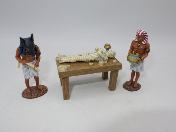 King & Country Ancient Egypt: Preparing the Mummy, AE 04 - great diorama- boxed