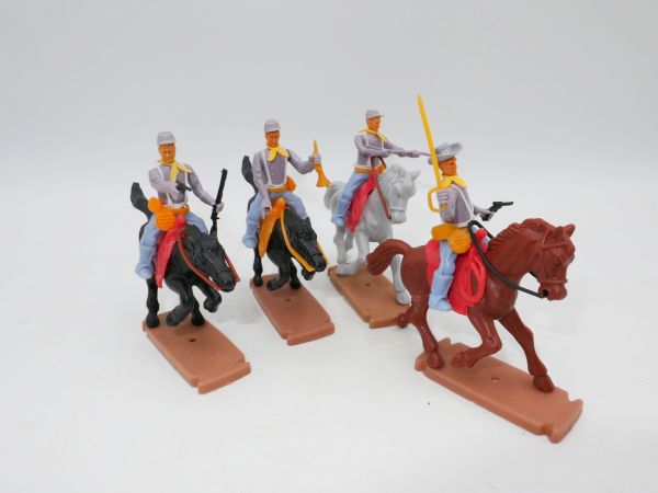 Plasty Set of Southern horsemen (4 figures)