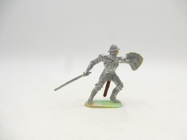 Elastolin 4 cm Knight defending, No. 8940 - on base of nacre