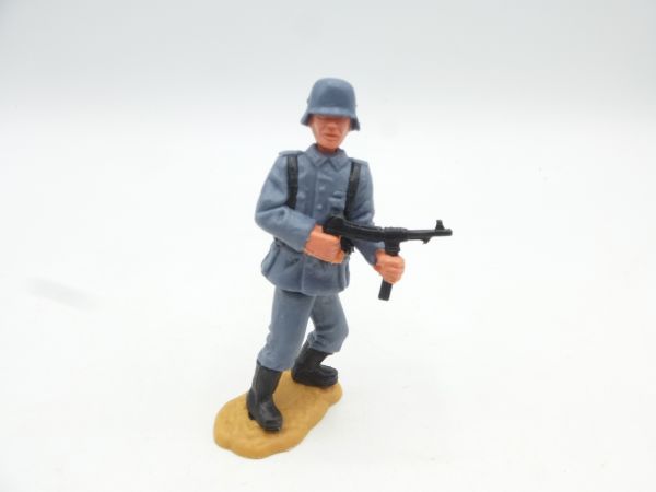 Timpo Toys Deutscher Soldat mit MP (großer Kopf / fester Helm)