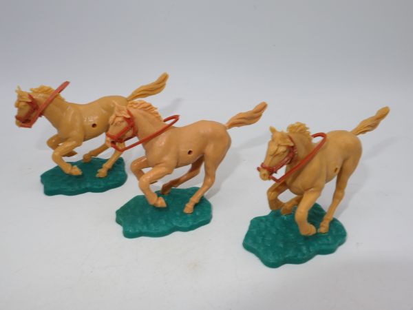 Timpo Toys 3 Pferde, beige, braune Zügel, kurz galoppierend