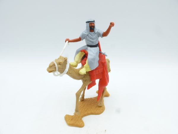 Timpo Toys Camel rider holding reins, fist on top, grey/yellow inner pants