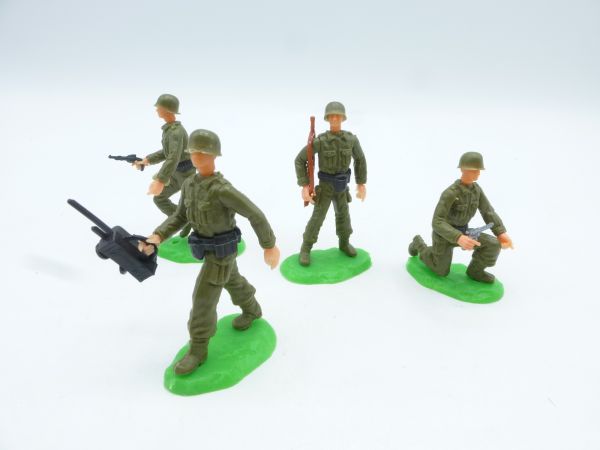 Elastolin 5,4 cm Set of soldiers WW 2 (4 figures)