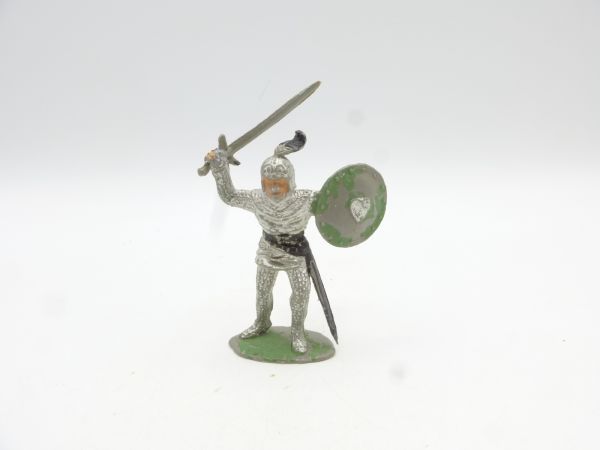 Timpo Toys Ritter stehend mit Streitaxt ausholend, silberne Rüstung