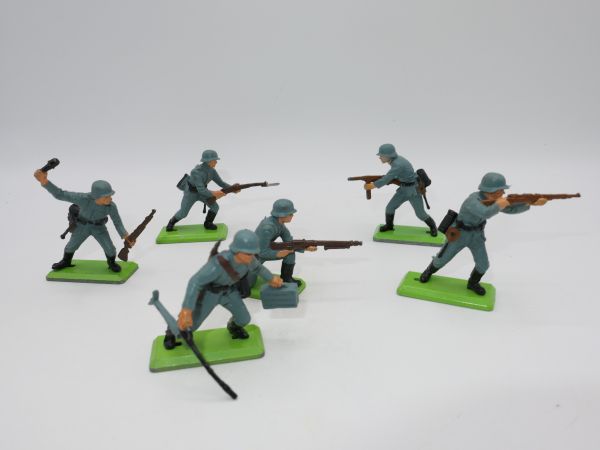 Britains Deetail German soldiers (6 figures) - nice set
