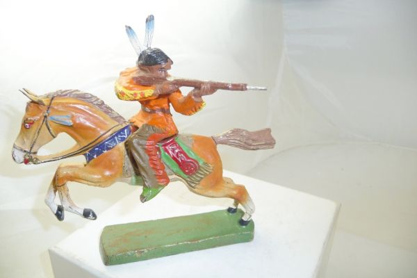 Elastolin Masse Indianer zu Pferd mit Gewehr rückwärts schießend