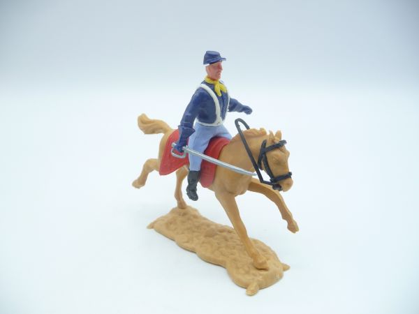 Timpo Toys Union Army soldier 2nd version riding, holding sabre down