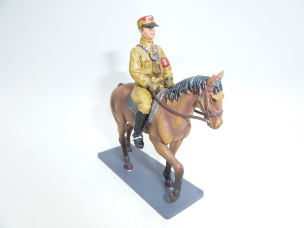 Thomas Gunn SS officer on horseback