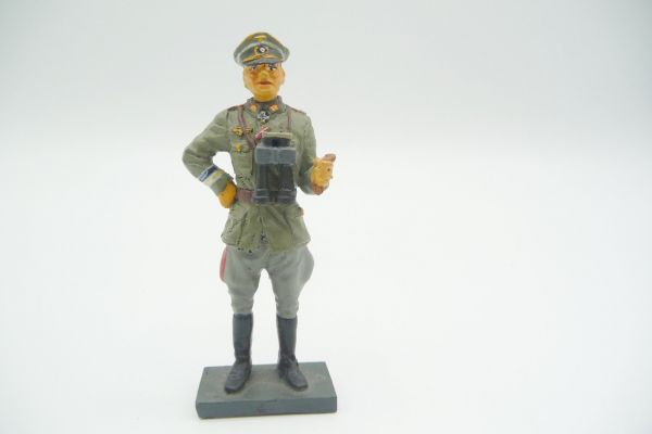 Lineol Hasso von Manteuffel, general of the tank troops - great version