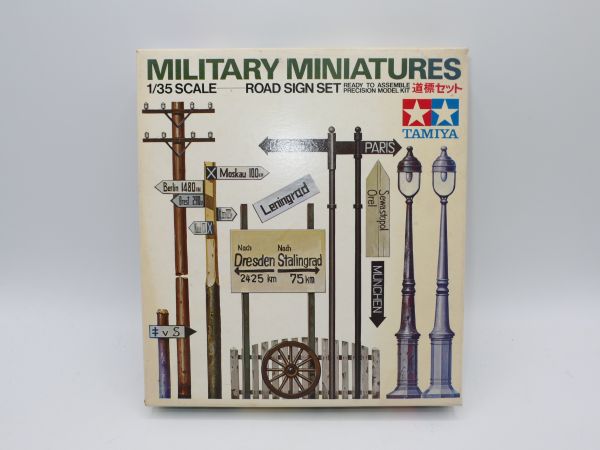 TAMIYA 1:35 Military Miniatures: Road Sign Set - orig. packaging, on cast