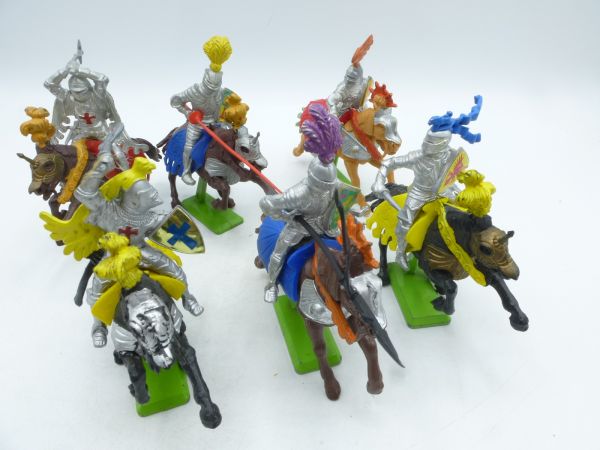 Britains Deetail Group of knights on horseback (6 figures)
