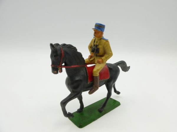 Starlux Foreign Legionnaire riding, officer with field glasses