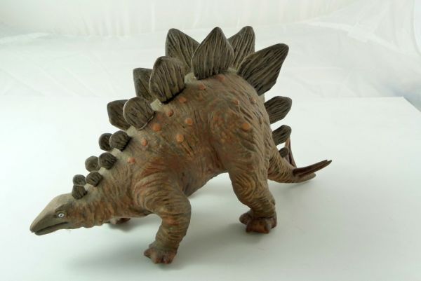 Stegosaurus, Bausatz, handbemalt, ca. 20 cm lang