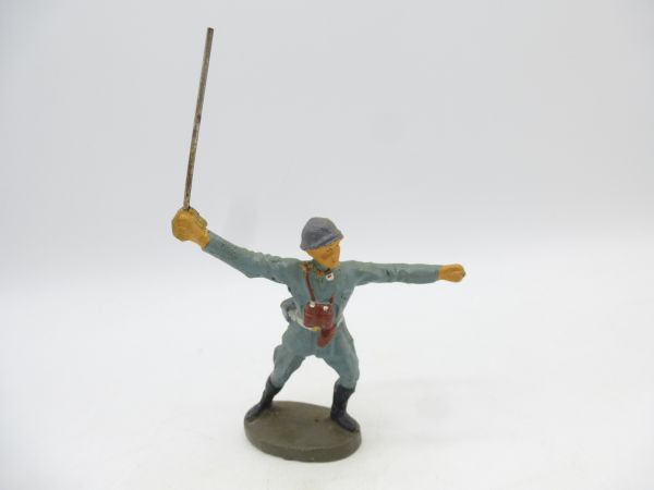 Elastolin (compound) French soldier attacking with sabre