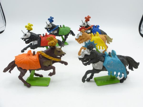 Britains Deetail 6 knight horses - also with rare covers!