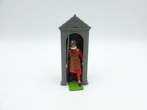 Britains Beefeater with guard house