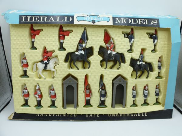 Britains Deetail Big pack British Horse & Life Guards + accessories - figures unused